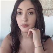 Laureata in lettere, nel curriculum storico artistico, offro ripetizioni e aiuto compiti in italiano, storia, geografia e arte